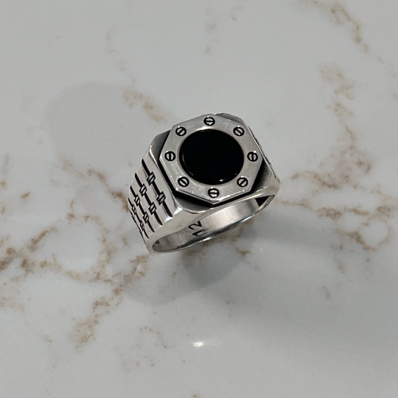Men’s Hex and Onyx Statement Ring - Picture 6 of 9